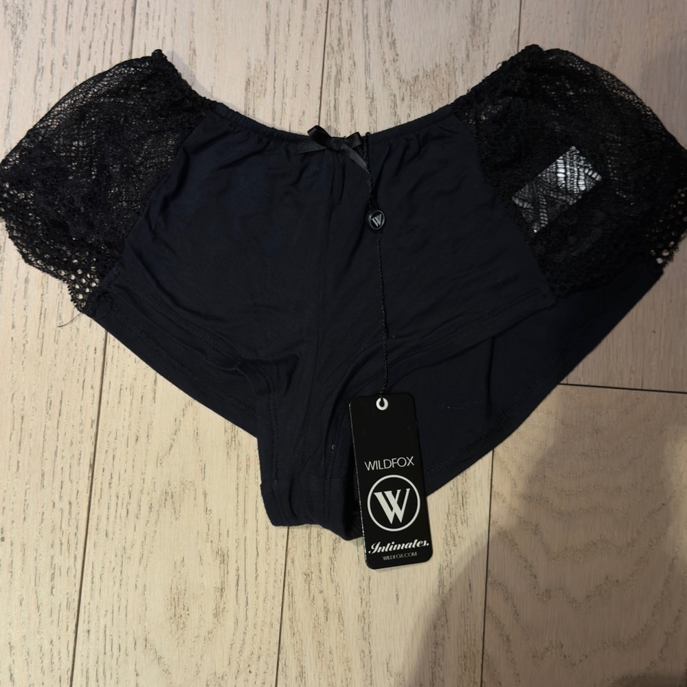 NWT RARE Wildfox Black Lace Trim Pajama Shorts